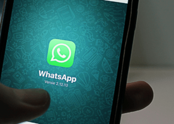 WhatsApp profile with social media links feature in 2025